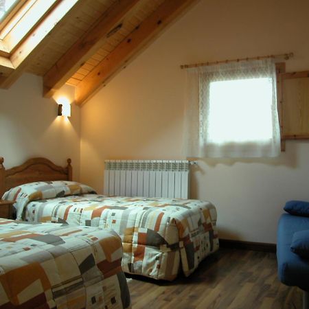 Casa Rural Ornat Etxea Vidangoz Esterno foto